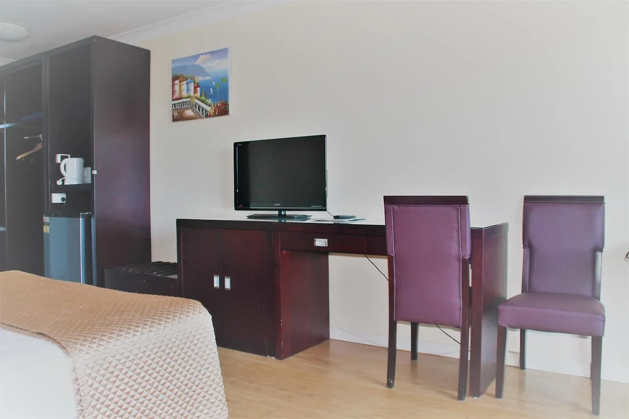 Centenary Motor Inn Brisbane 3*,  Australia